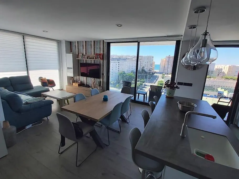 Apartamento Torre D'Arenas, Playa Victoria, Piscina Y Parking Cádiz España