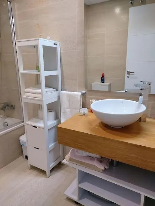 Apartamento Torre D'Arenas, Playa Victoria, Piscina Y Parking Cádiz España